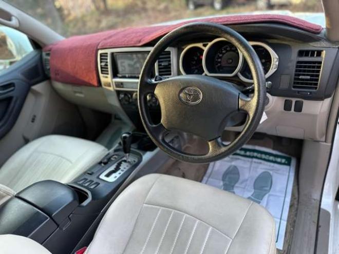 ハイラックスサーフ3.4 SSR-X 4WD　アルミホイール　エアコン　パワステ　パワーウィンドウ　キーレスエントリー　アルミホイール　社外ナビ　バックカメラ　リフトアップ　ETC 3400