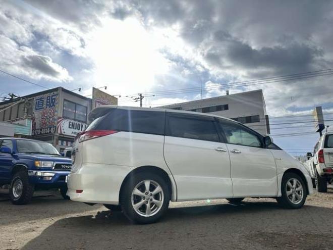 エスティマハイブリッド2.4 X 4WD　ETC　地デジ　クルーズコントロール　純正オーディオ　バックカメラ　両側スライドドア左側電動　3列シート　パワステ　パワーウィンドウ　純正アルミ　ABS　キーレスエントリー 2400