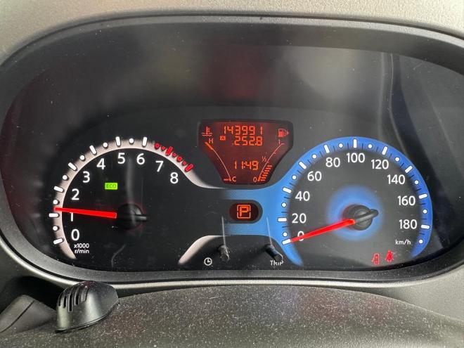 キューブ 4WD 1500 5Dr