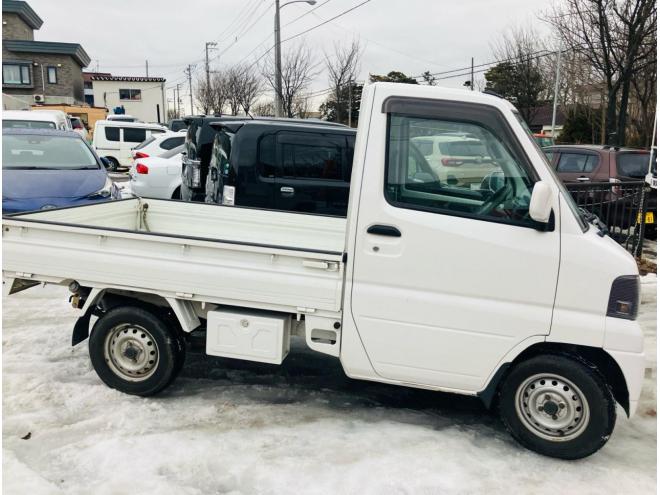 NT100クリッパーDX　4WD 4WD 660 2Dr