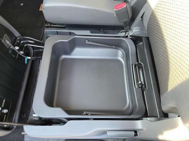 ハスラーJスタイルII 4WD　1年走行距離無制限保証/Bluetooth/ナビ・フルセグTV/全方位カメラ/夏冬タイヤ付/エンジンスターター/ETC/ワンオーナー/禁煙車/車検整備2年付き/法定整備/修復歴無し 660