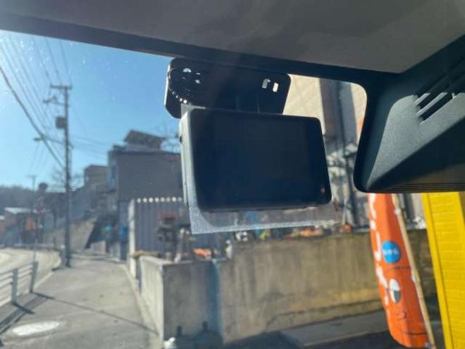 スペーシアカスタム ハイブリッド XSターボ 4WD　1年走行距離無制限保証/Bluetooth/ナビ・フルセグTV/全方位カメラ/両側パワースライドドア/エンジンスターター/ETC/コーナーセンサー/シートヒーター/ミラーヒーター/夏冬タイヤ付き/ワンオーナー/修復歴無し 660