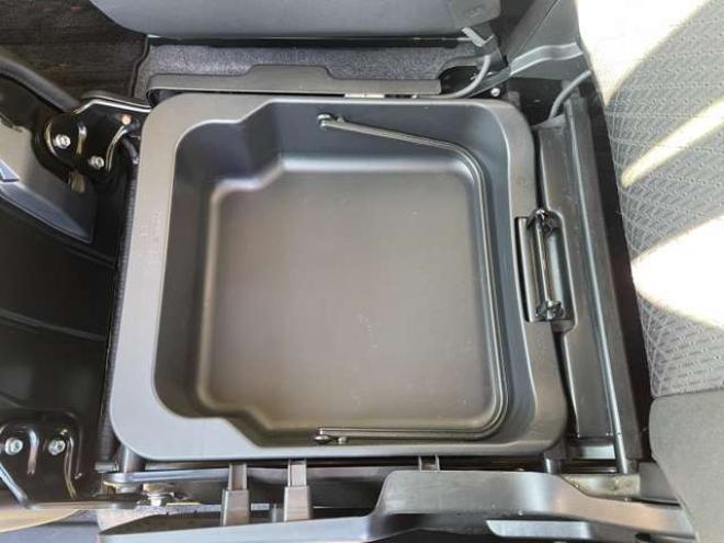 スペーシアカスタム ハイブリッド XSターボ 4WD　1年走行距離無制限保証/Bluetooth/ナビ・フルセグTV/全方位カメラ/両側パワースライドドア/エンジンスターター/ETC/コーナーセンサー/シートヒーター/ミラーヒーター/夏冬タイヤ付き/ワンオーナー/修復歴無し 660