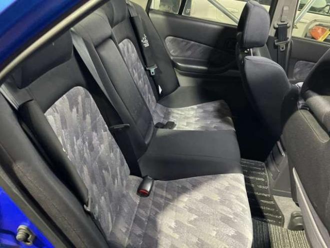 スカイライン2.5 25GT FOUR 4WD　5MT!4WD!検8年12月!市内コ・ミ・コ・ミ 2500