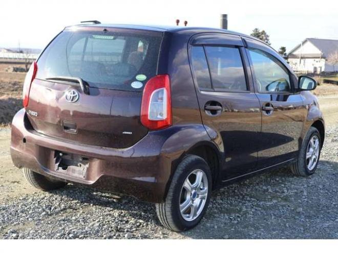 パッソ1.0 X 4WD　検2年　キーレス　自社　ローンカノウ 1000