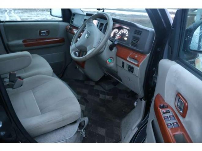 アトレーワゴン カスタムターボRS 4WD　検二年　TV　ターボ　自社　ローンカノウ 660