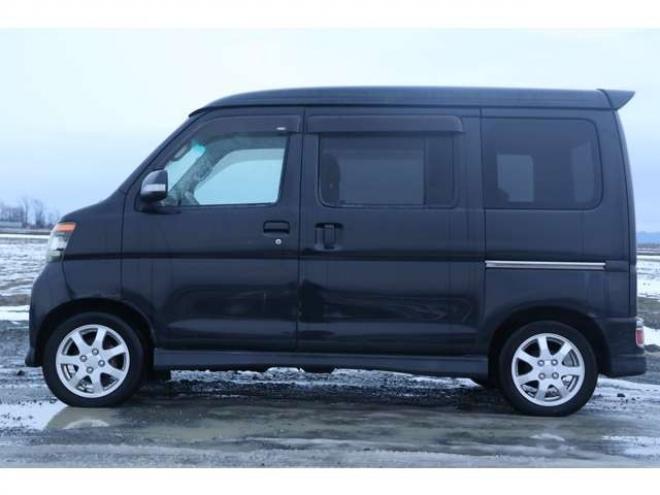 アトレーワゴン カスタムターボRS 4WD　検二年　TV　ターボ　自社　ローンカノウ 660