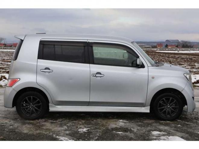 bB1.3 Z Qバージョン 4WD　検2年　社外ホイール　スタッドレス　HDD付社外ナビ　自社　ローンカノウ 1300