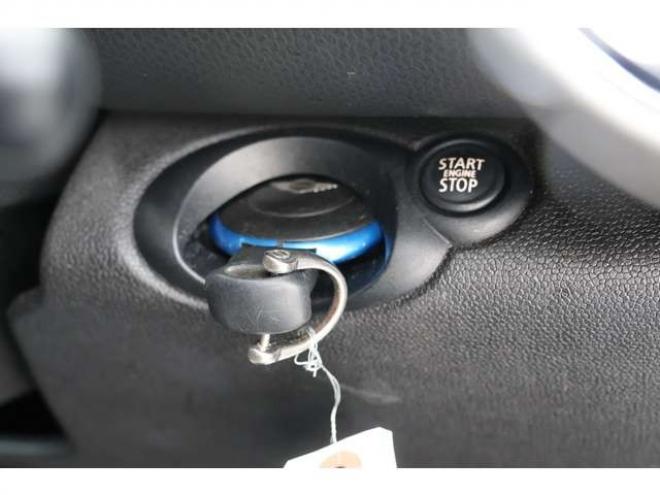 ミニクロスオーバー クーパーS オール4　検R8/8　4WD　レザーシート　純正アルミ　自社　ローンカノウ 正規輸入車 1600