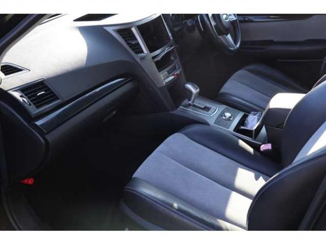 レガシィB4 2.5 GT アイサイト スポーツセレクション 4WD　検2年　ターボ　パドルシフト　自社　ローンカノウ 2500