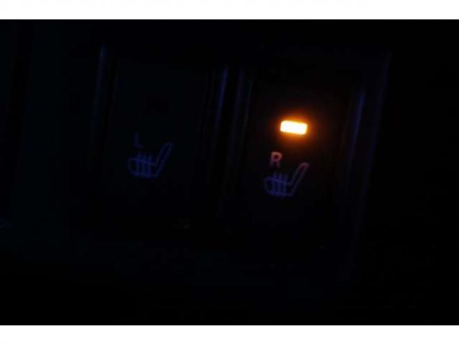 アルトS 4WD　検R9/2　両側シートヒーター　バックカメラ　スタッドレス　社外ナビ　TV　自社　ローンカノウ 660