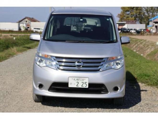 セレナ2.0 20S 4WD　検2年　自社　ローンカノウ 2000