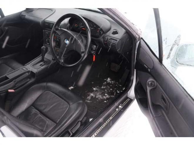 BMWZ3 ロードスター　検R8/7　両側シートヒーター　パワーシート　キーレス　レザーシート 正規輸入車 2WD 1900