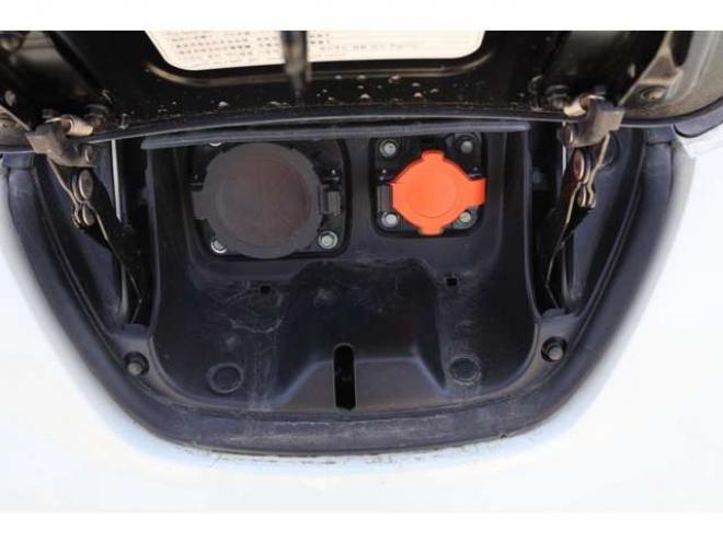 リーフG　検2年　自社　ローンカノウ 2WD 不明