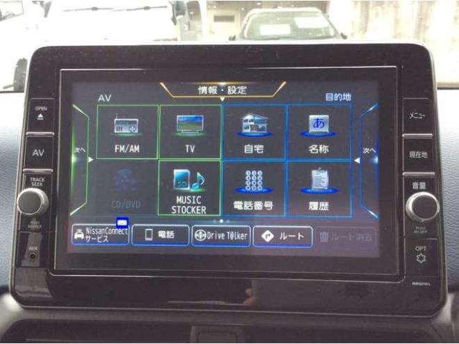 デイズハイウェイスターX 4WD　プッシュスタート　スマートキー　日産純正ナビ　フルセグTV　CD　Bluetooth　全方向カメラ　バックカメラ　本革巻きステアリング　ステアリングスイッチ　クルーズコントロール　シートヒーター　ETC 660