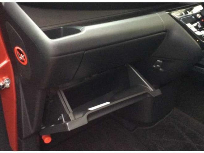 デイズハイウェイスターX 4WD　プッシュスタート　スマートキー　日産純正ナビ　フルセグTV　CD　Bluetooth　全方向カメラ　バックカメラ　本革巻きステアリング　ステアリングスイッチ　クルーズコントロール　シートヒーター　ETC 660