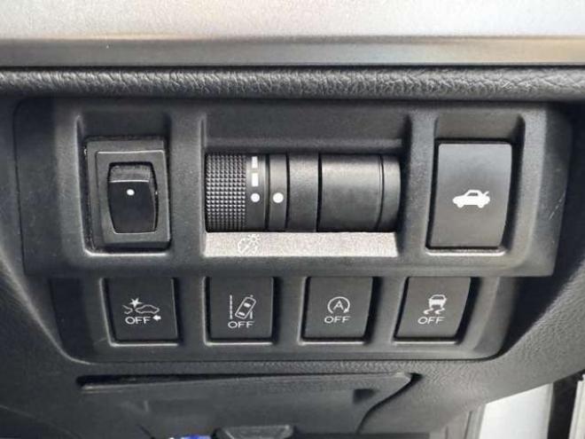 レガシィB4 2.5 リミテッド 4WD　ナビ　TV　Bカメラ　Bluetooth 2500