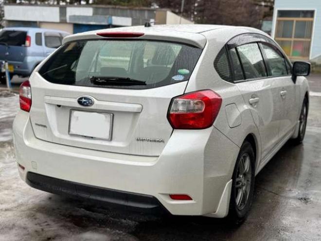 インプレッサスポーツ 2.0 i アイサイト 4WD　ナビ　TV　Bカメラ　Egスターター　夏冬タイヤ 2000