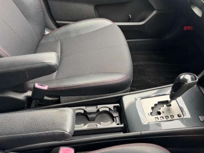 エクシーガ2.0 i-S アドバンテージ ライン 4WD　スマートキー　ナビ　TV 2000