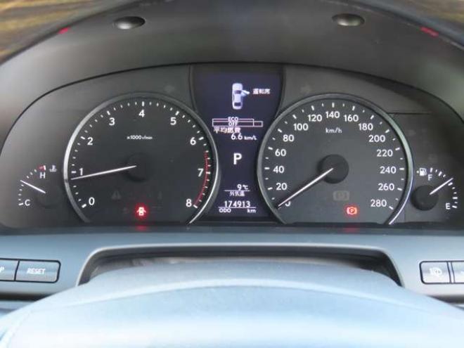 レクサスLS 460 バージョンC Iパッケージ　エンジンスターター・ETC・ステアリングヒーター・シートヒーター・革シート・クルーズコントロール 2WD 4600