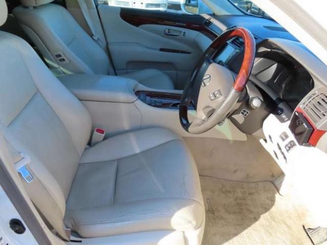 レクサスLSハイブリッド 600h バージョンS Iパッケージ 4WD　 5000