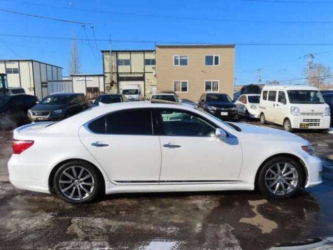 レクサスLSハイブリッド 600h バージョンS Iパッケージ 4WD　 5000