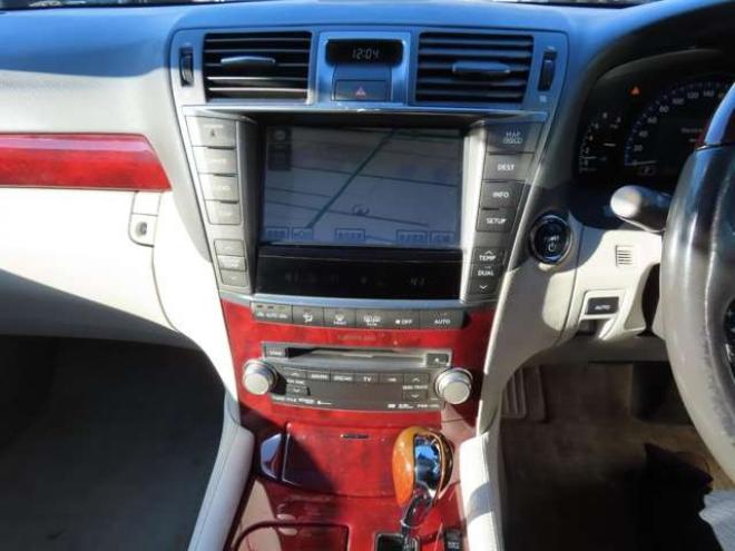 レクサスLSハイブリッド 600h バージョンS Iパッケージ 4WD　 5000