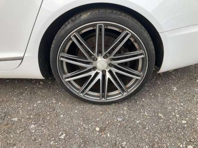 アウディA6 3.0 TFSI クワトロ Sライン 4WD　スマートキー　ナビ・TV ETC 盗難防止システム 革シート オートクルーズコントロール 正規輸入車 3000