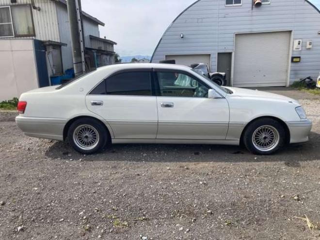 クラウンロイヤル 2.5 ロイヤルエクストラ Four リミテッド 4WD　ロイヤルエクストラFOUR特別仕車　車高調 2500