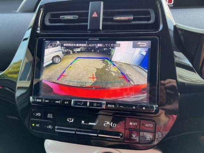 プリウス1.8 S ツーリングセレクション E-Four 4WD　フルエアロ・純正9インチナビ・Sセンス 1800