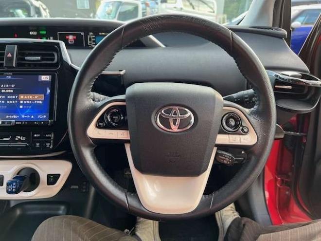 プリウス1.8 S ツーリングセレクション E-Four 4WD　フルエアロ・純正9インチナビ・Sセンス 1800