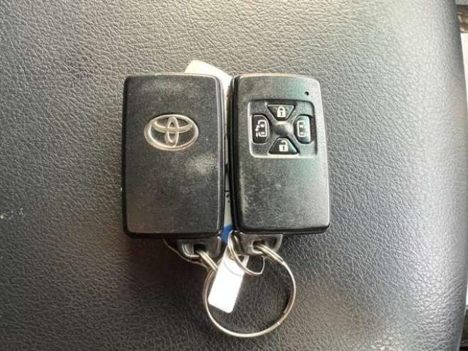 ヴェルファイアハイブリッド2.4 ZR 4WD　両側Pスライド/SDナビ/寒冷地仕様/法定24ヵ月点検整備付/新規車検整備付/本州仕入車両 2400