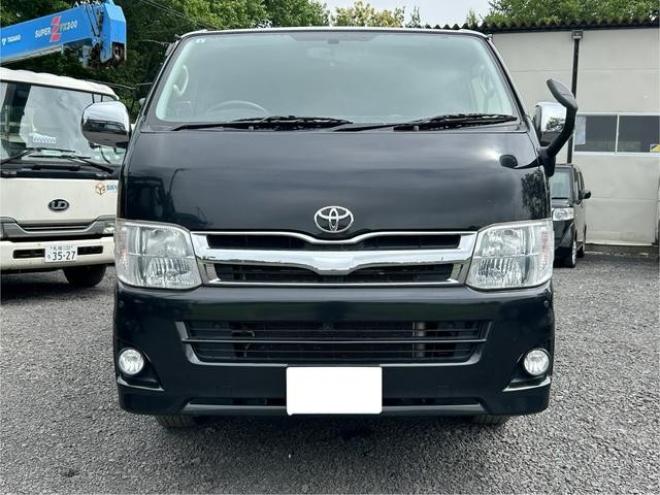ハイエースバン　スーパーＧＬ　ＥＴＣ　バックカメラ　ナビ　両側スライドドア　ＡＴ　アルミホイール　エアコン　パワーウィンドウ　運転席エアバッグ 4WD 3000(D) 5Dr