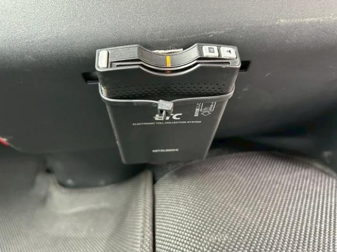 ハイエースバン　スーパーＧＬ　ＥＴＣ　バックカメラ　ナビ　両側スライドドア　ＡＴ　アルミホイール　エアコン　パワーウィンドウ　運転席エアバッグ 4WD 3000(D) 5Dr