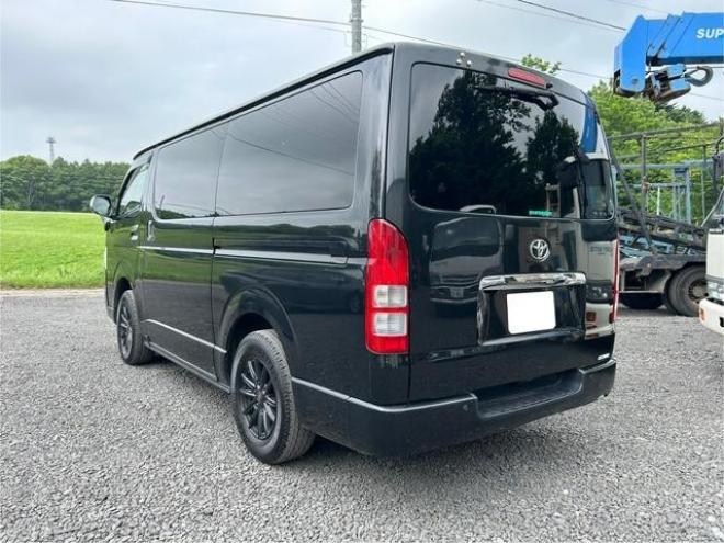 ハイエースバン　スーパーＧＬ　ＥＴＣ　バックカメラ　ナビ　両側スライドドア　ＡＴ　アルミホイール　エアコン　パワーウィンドウ　運転席エアバッグ 4WD 3000(D) 5Dr