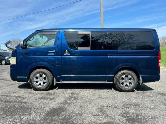 ハイエースバンスーパーＧＬ　ＥＴＣ　バックカメラ　ナビ　ＴＶ　両側スライドドア　ＡＴ　アルミホイール　エアコン　パワーウィンドウ　運転席エアバッグ 4WD 2500(D) 5Dr