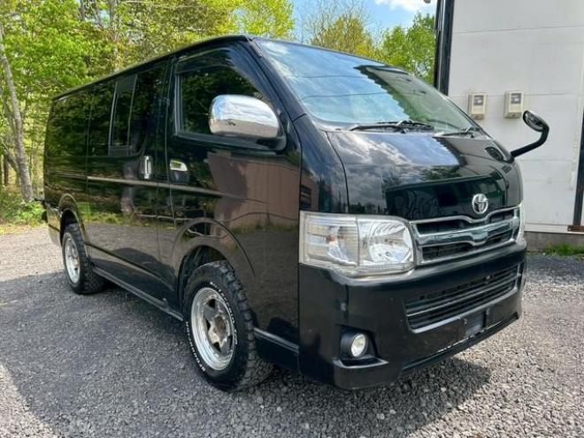 ハイエースバン　スーパーＧＬ　ＥＴＣ　バックカメラ　ナビ　両側スライドドア　ＡＴ　アルミホイール　エアコン　パワーウィンドウ　運転席エアバッグ 4WD 3000(D) 5Dr