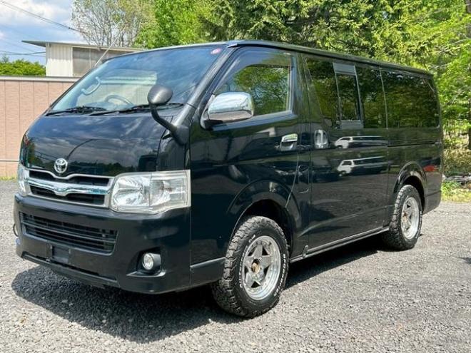 ハイエースバン　スーパーＧＬ　ＥＴＣ　バックカメラ　ナビ　両側スライドドア　ＡＴ　アルミホイール　エアコン　パワーウィンドウ　運転席エアバッグ 4WD 3000(D) 5Dr