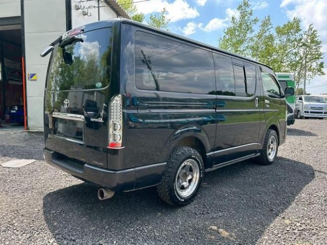 ハイエースバン　スーパーＧＬ　ＥＴＣ　バックカメラ　ナビ　両側スライドドア　ＡＴ　アルミホイール　エアコン　パワーウィンドウ　運転席エアバッグ 4WD 3000(D) 5Dr