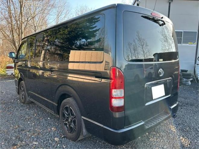 ハイエースバン　４ＷＤ　バックカメラ　ナビ　ＴＶ　衝突被害軽減システム　両側スライドドア　オートライト　電動格納ミラー　ＡＴ　ＣＤ　ＵＳＢ　エアコン　パワーウィンドウ　運転席エアバッグ 4WD 2500(D) 5Dr