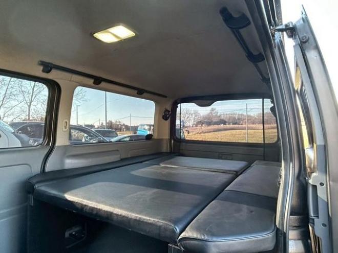 ハイエースバン　４ＷＤ　ＥＴＣ　バックカメラ　ナビ　両側スライドドア　ＡＴ　Ｂｌｕｅｔｏｏｔｈ　エアコン　パワーウィンドウ　運転席エアバッグ 4WD 2500(D) 5Dr