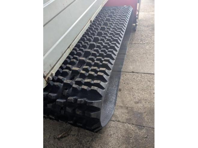 除雪機ヤンマーYSR　2600　２６馬力　２段オーガ　ディーゼル