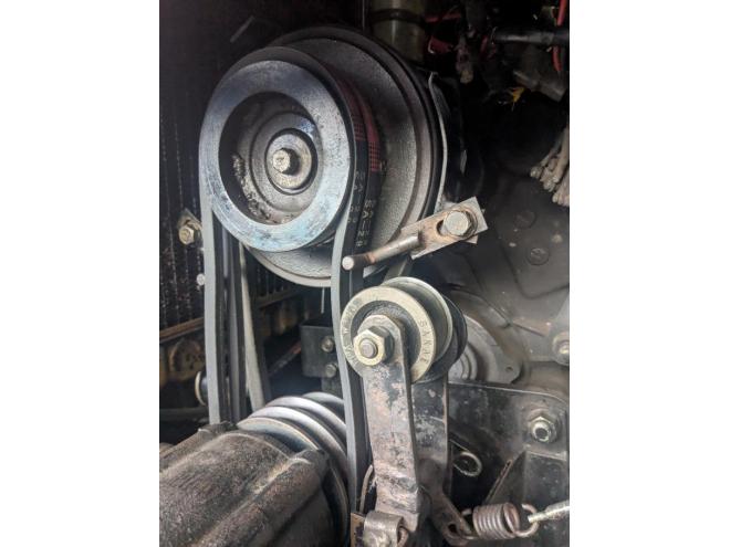 除雪機ヤンマーYSR　2600　２６馬力　２段オーガ　ディーゼル