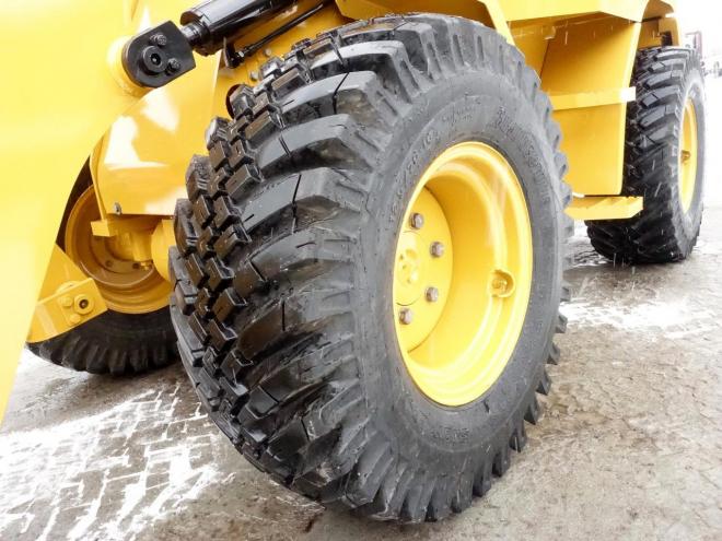 ホイールローダCAT 901B2  バケット容量0.4m3