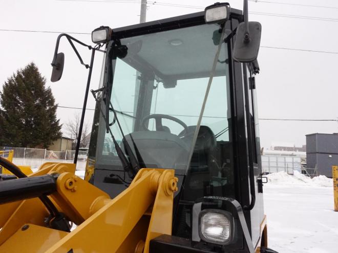 ホイールローダCAT 901B2  バケット容量0.4m3