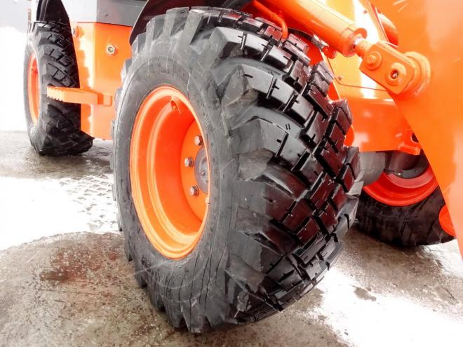 ホイールローダ日立 ZW30  バケット容量0.4m3 