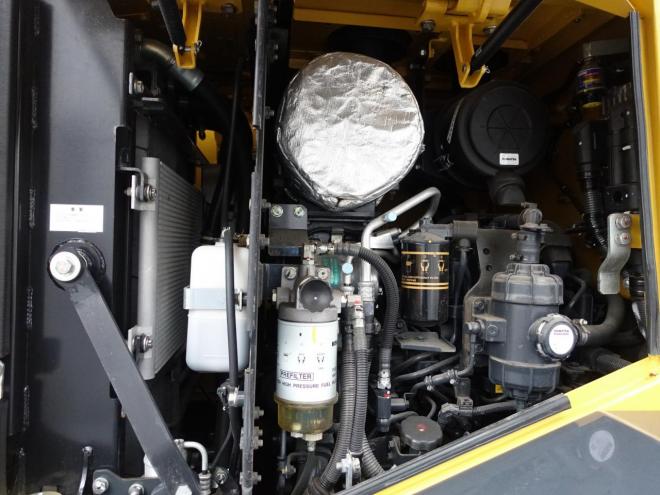 ホイールローダコマツ WA80-8　バケット容量0.9m3