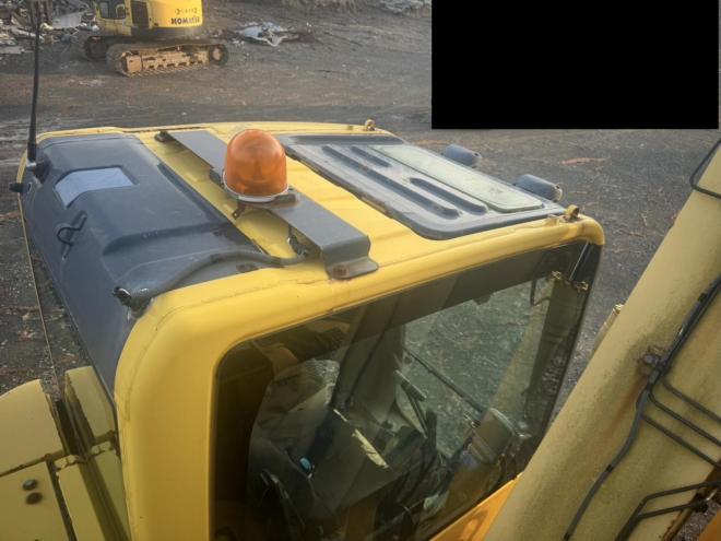 バックホーPC138US-8