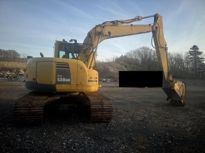 バックホーPC138US-8