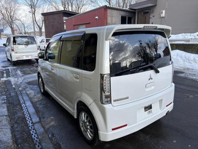 eKスポーツ（特別価格車）R ターボ 4WD 660 5Dr